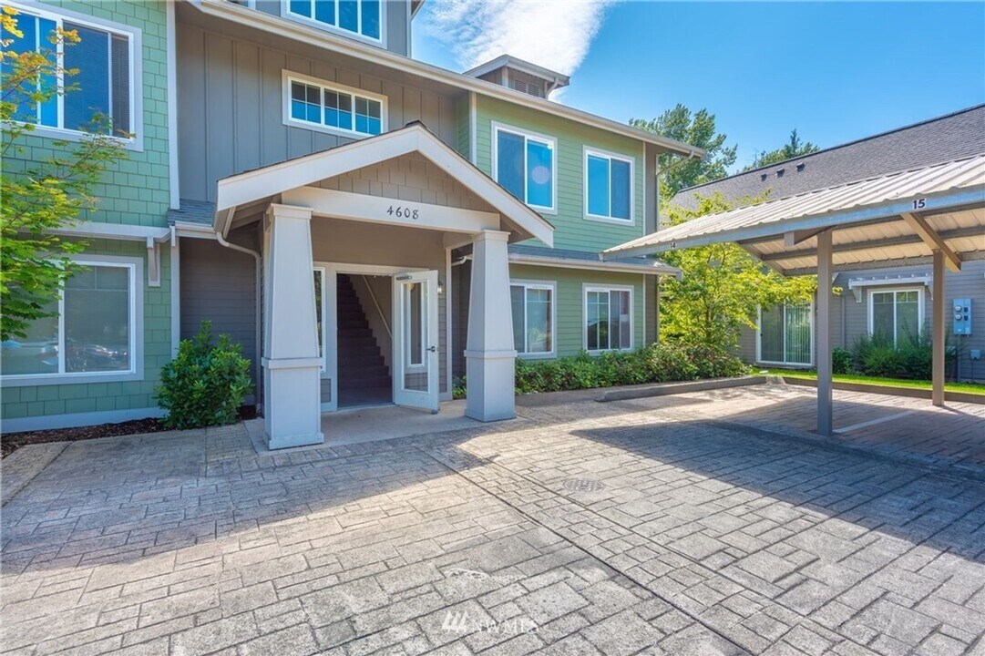 4608 Quinn Ct in Bellingham, WA - Building Photo