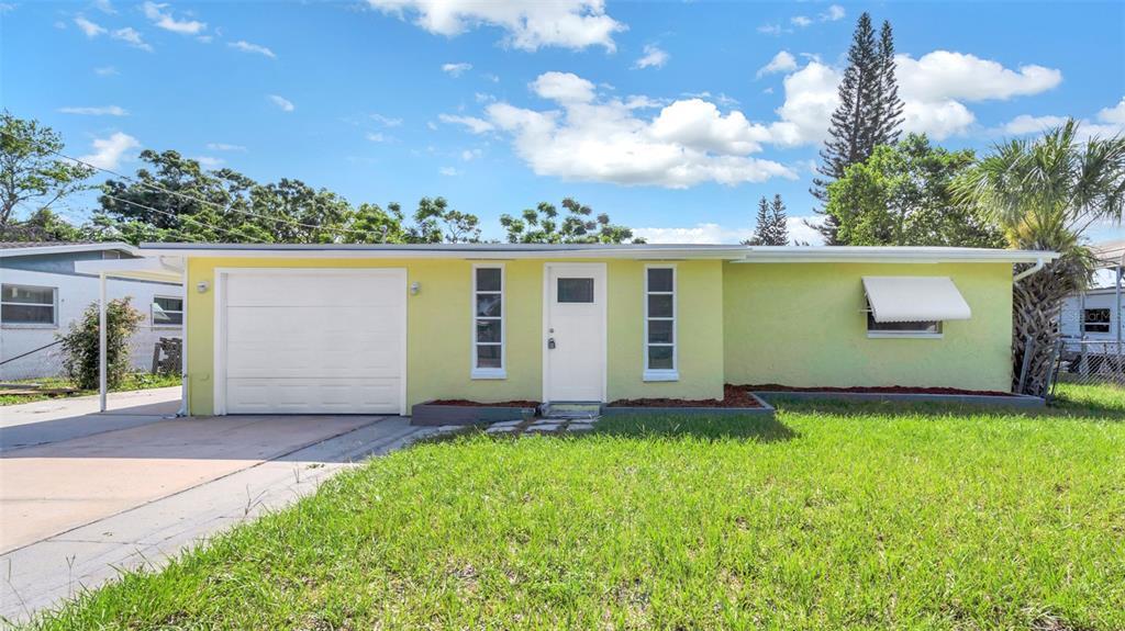 2022 Calusa Trail in Holiday, FL - Building Photo