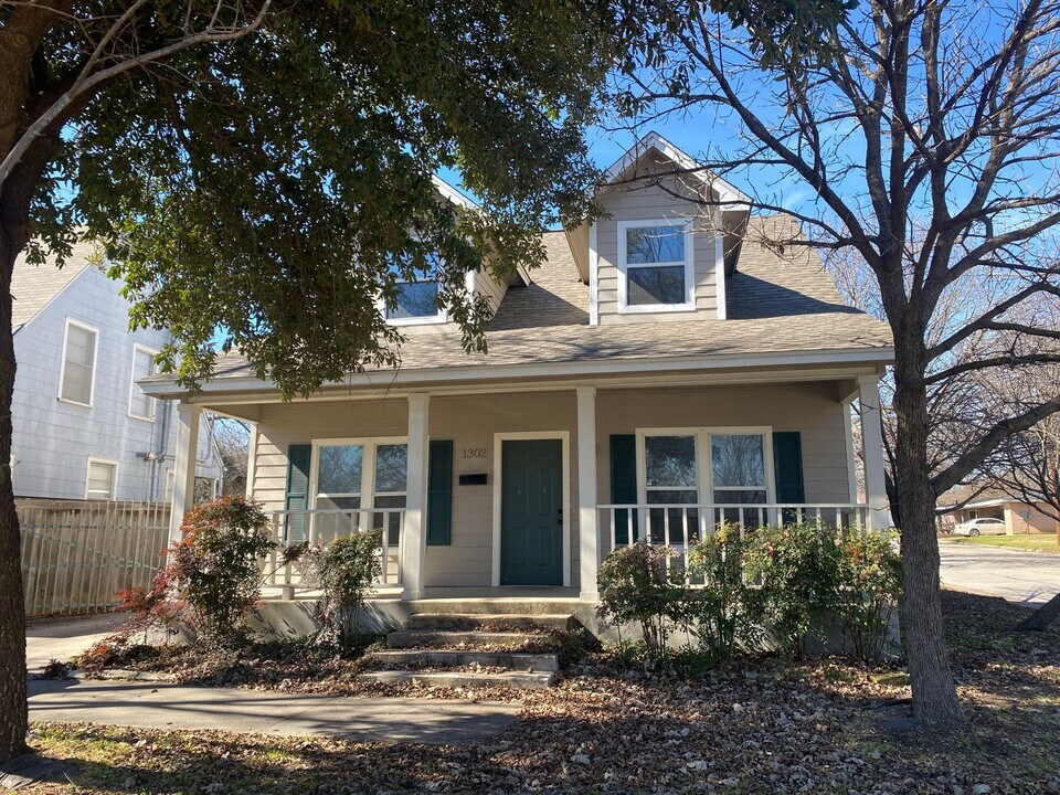 1302 S 21st St in Temple, TX - Building Photo