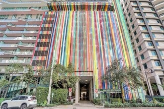 1300 S Miami Ave in Miami, FL - Building Photo - Building Photo