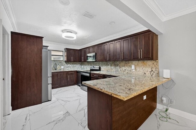 15775 N Miami Ave in Miami, FL - Building Photo - Building Photo