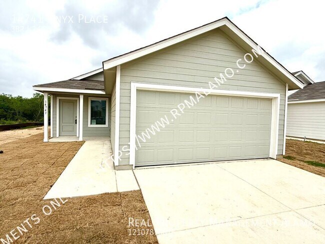 property at 14741 Onyx Pl