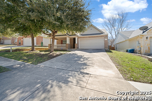 129 Carnousty Dr in Cibolo, TX - Building Photo - Building Photo