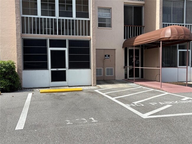 519 Albee Farm Rd in Venice, FL - Building Photo - Building Photo