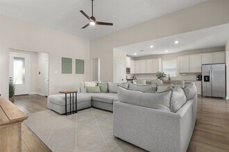 13709 Gaff Rig Dr in Santa Fe, TX - Building Photo - Building Photo