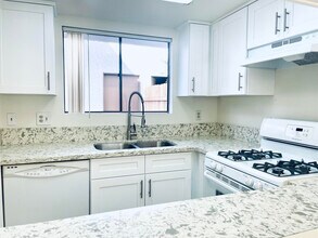 69603 Heather Way in Rancho Mirage, CA - Building Photo - Building Photo