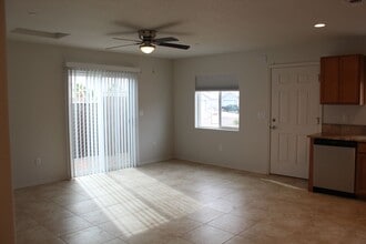 2495 Palisades Dr in Lake Havasu City, AZ - Building Photo - Building Photo