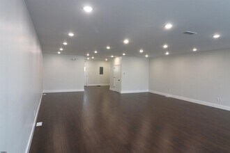 24 S Washington Ave in Margate City, NJ - Building Photo - Building Photo