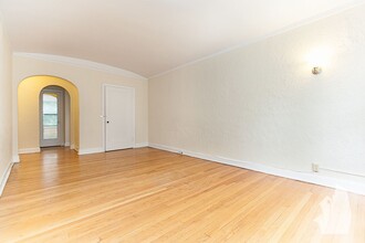 536 W Arlington Pl in Chicago, IL - Foto de edificio - Building Photo