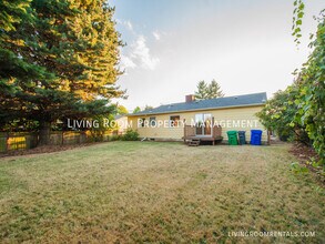 2814 SE 78th Ave in Portland, OR - Building Photo - Building Photo