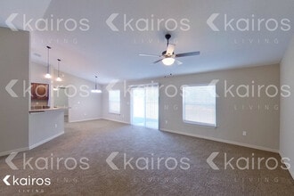 6 Malauka Radial Pass in Ocklawaha, FL - Building Photo - Building Photo
