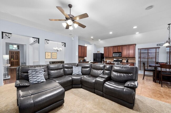 8338 Whisper Point Dr