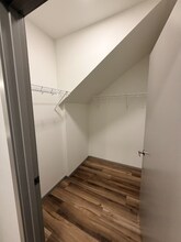 2950 NE 11th St in Renton, WA - Building Photo - Building Photo