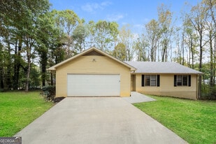 100 Nandover Way in Fayetteville, GA - Building Photo