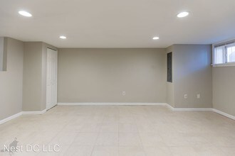 122 Thomas St NW in Washington, DC - Foto de edificio - Building Photo