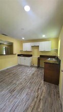 11807 Gaston Pkwy in Dallas, TX - Building Photo - Building Photo