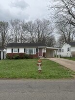 719 Moberly Rd in Harrodsburg, KY - Building Photo