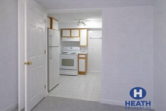 24 St Cyprians Pl, Unit 1R in Boston, MA - Building Photo - Building Photo