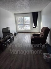 4610-4647 47 St in Leduc, AB - Building Photo - Building Photo