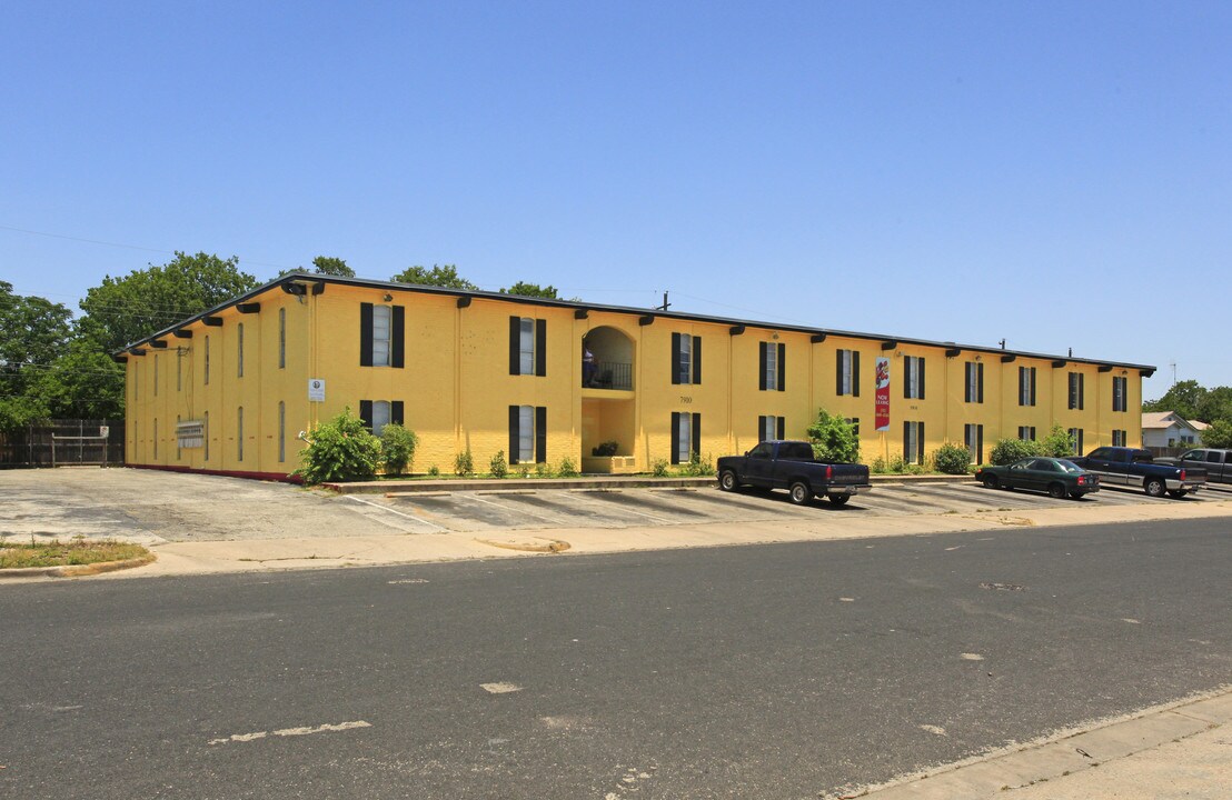 La Reunion Cooperative in Austin, TX - Building Photo