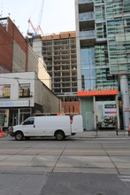 367 King St W in Toronto, ON - Building Photo - Building Photo