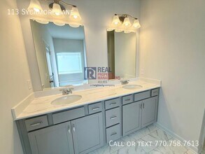 113 Sycamore Ln in Calhoun, GA - Building Photo - Building Photo