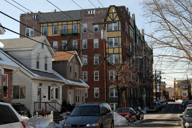 1009 87th Street in North Bergen, NJ - Building Photo - Building Photo