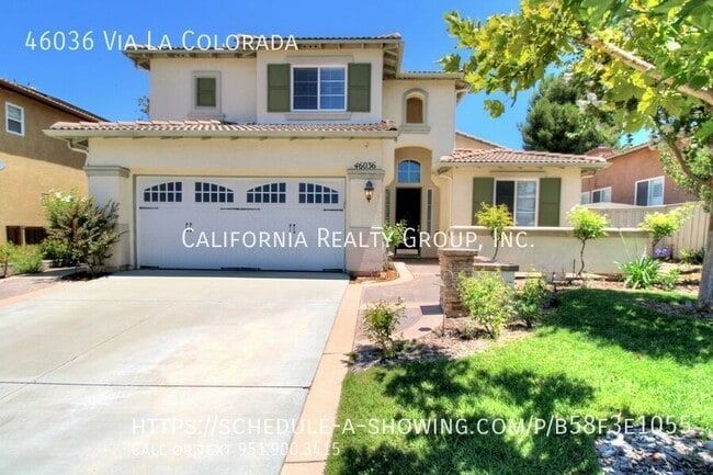 property at 46036 Via La Colorada
