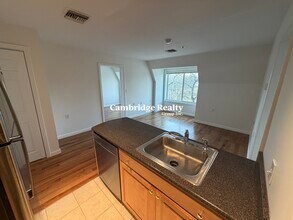 370 Jamaicaway, Unit F in Boston, MA - Building Photo - Building Photo