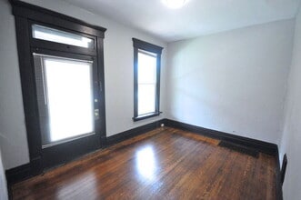 131 W 8th Ave in Columbus, OH - Building Photo - Building Photo