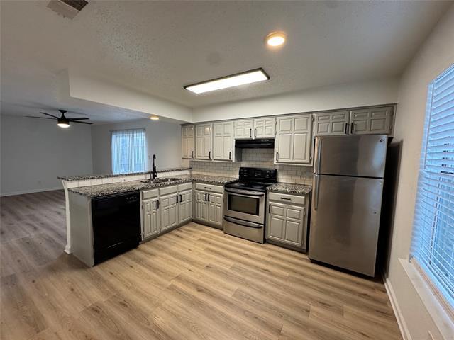 762 E Warrior Trail in Grand Prairie, TX - Building Photo - Building Photo