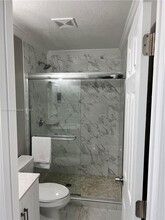 2240 Simms St in Hollywood, FL - Building Photo - Building Photo