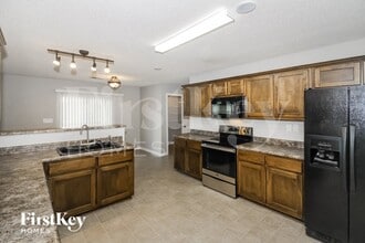 7576 Stonington Dr in Memphis, TN - Building Photo - Building Photo