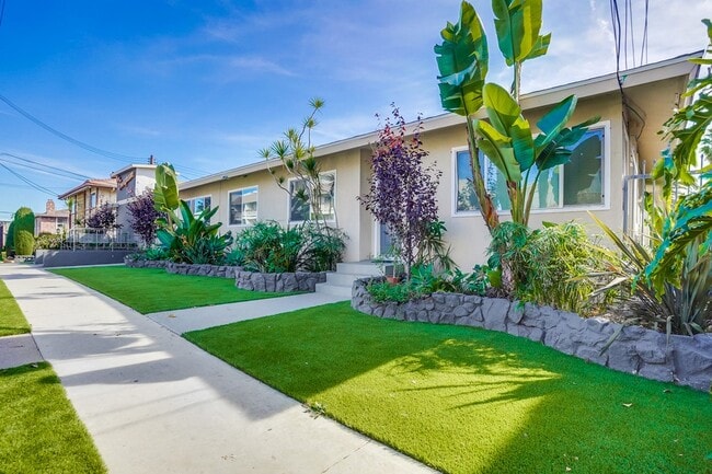 544 Evergreen St in Inglewood, CA - Building Photo - Building Photo