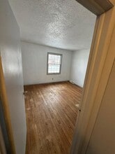 32-46 Manor Dr in Eldridge, IA - Building Photo - Building Photo