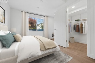 eaves Pleasanton in Pleasanton, CA - Building Photo - Building Photo