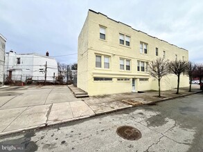 2020 W 65th Ave in Philadelphia, PA - Building Photo - Building Photo