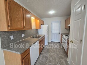 308 Westbrook Ct in Archdale, NC - Building Photo - Building Photo