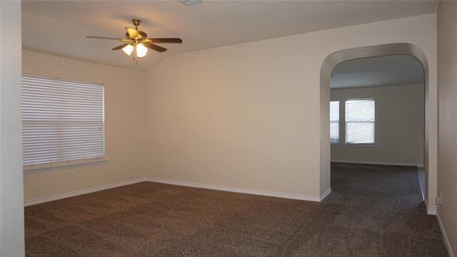 809 Bee Creek Ln in Fort Worth, TX - Building Photo - Building Photo