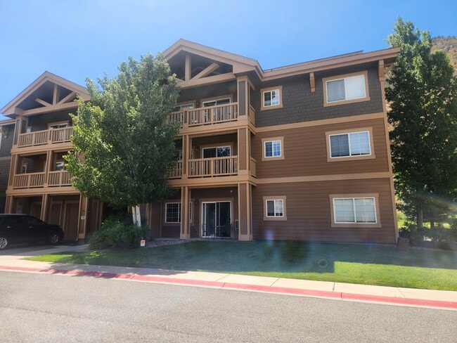property at 520 River View Dr