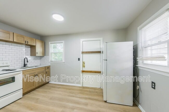 property at 5760 College Ave