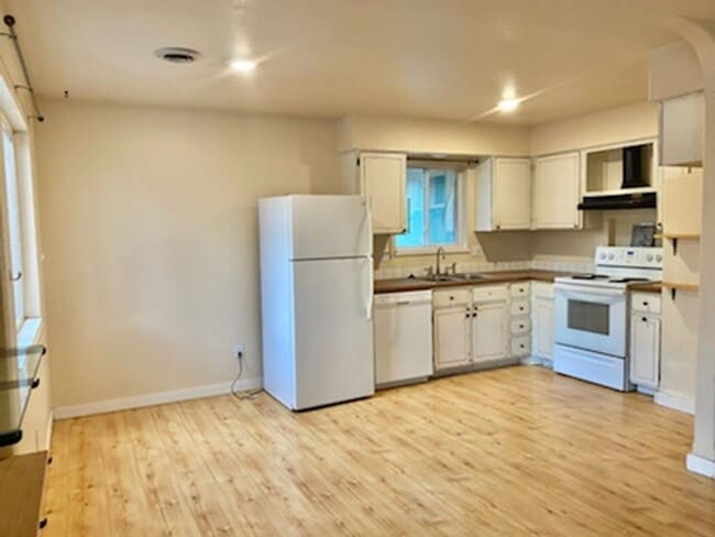 818 Tracey Pkwy in Fort Collins, CO - Building Photo - Building Photo