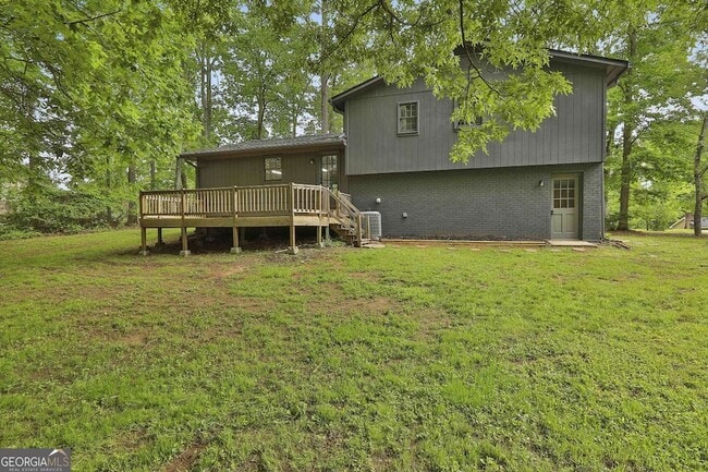 157 Hyde Cir in Newnan, GA - Building Photo - Building Photo