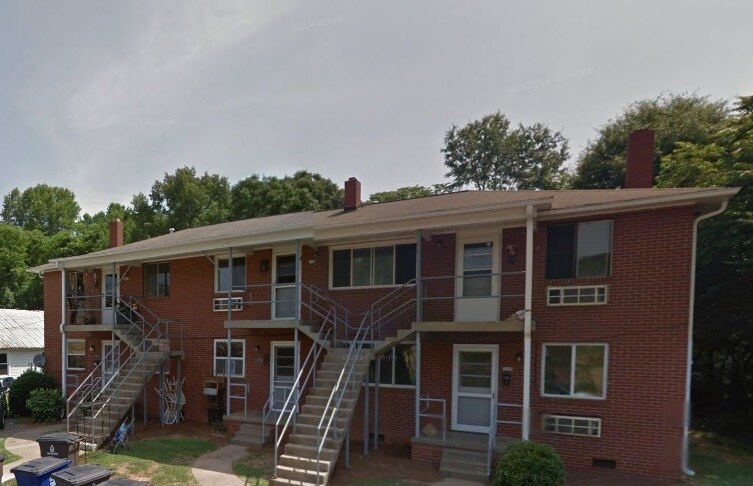 1321 Cunningham St in Winston-Salem, NC - Building Photo