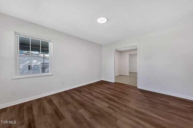 528 Parrish Ln in Jefferson City, TN - Building Photo - Building Photo