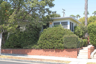 1021 18th St in Santa Monica, CA - Building Photo - Primary Photo