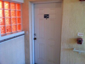 1145 Golden Lakes Blvd in West Palm Beach, FL - Building Photo - Building Photo