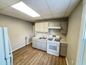 815 N Silk St in Allentown, PA - Building Photo - Building Photo