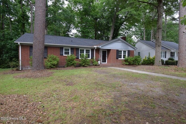 1415 N Overlook Dr