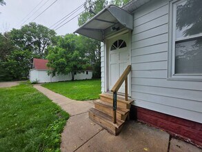 712 McDonough St in Eau Claire, WI - Building Photo - Building Photo